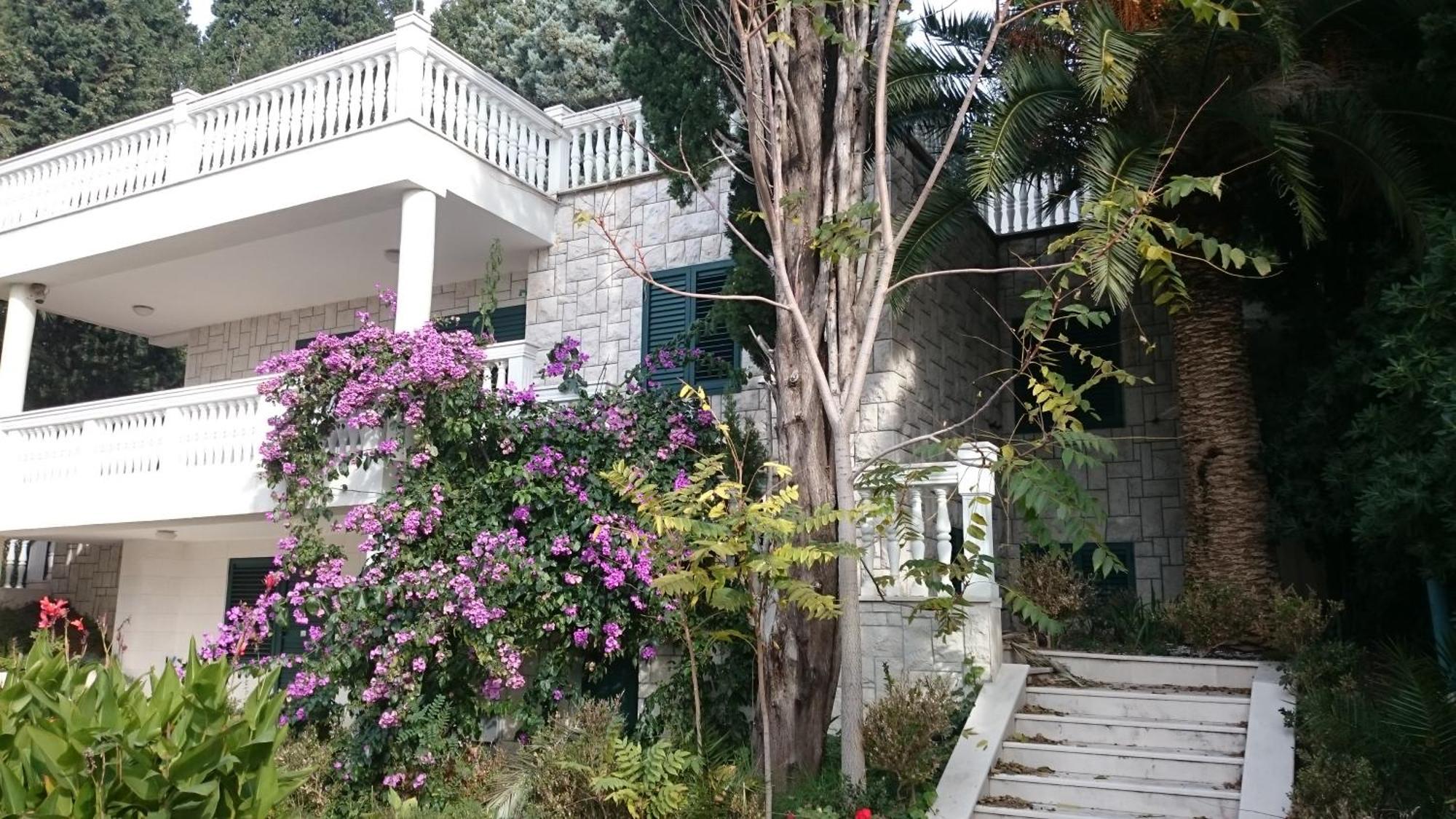 Bg Villa Apartment Xl Сутоморе Экстерьер фото
